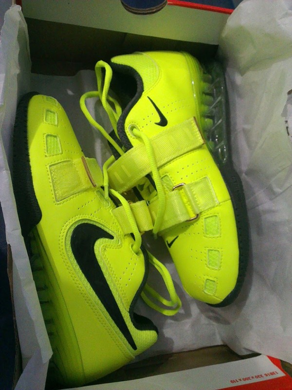 nike romaleos 2 yellow